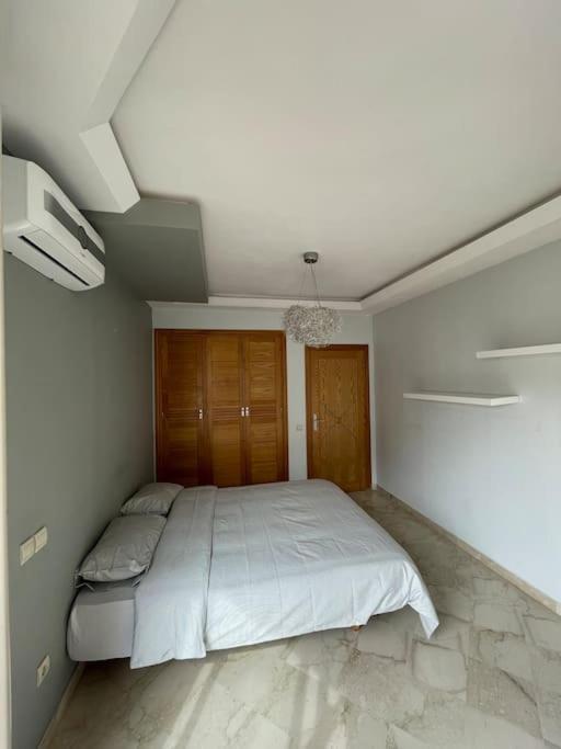 Big Luxury Apartment Near Airport Nouaceur Exterior foto